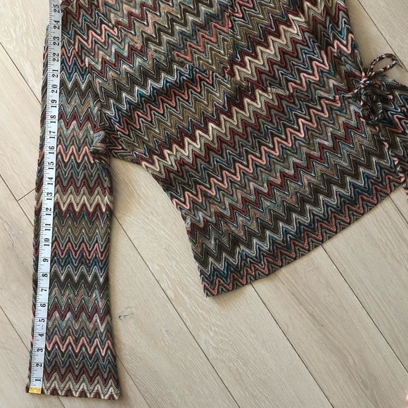 Wallis Faux Wrap Crochet Style Flare Long Sleeve Top Size 14 - Picture 11 of 12